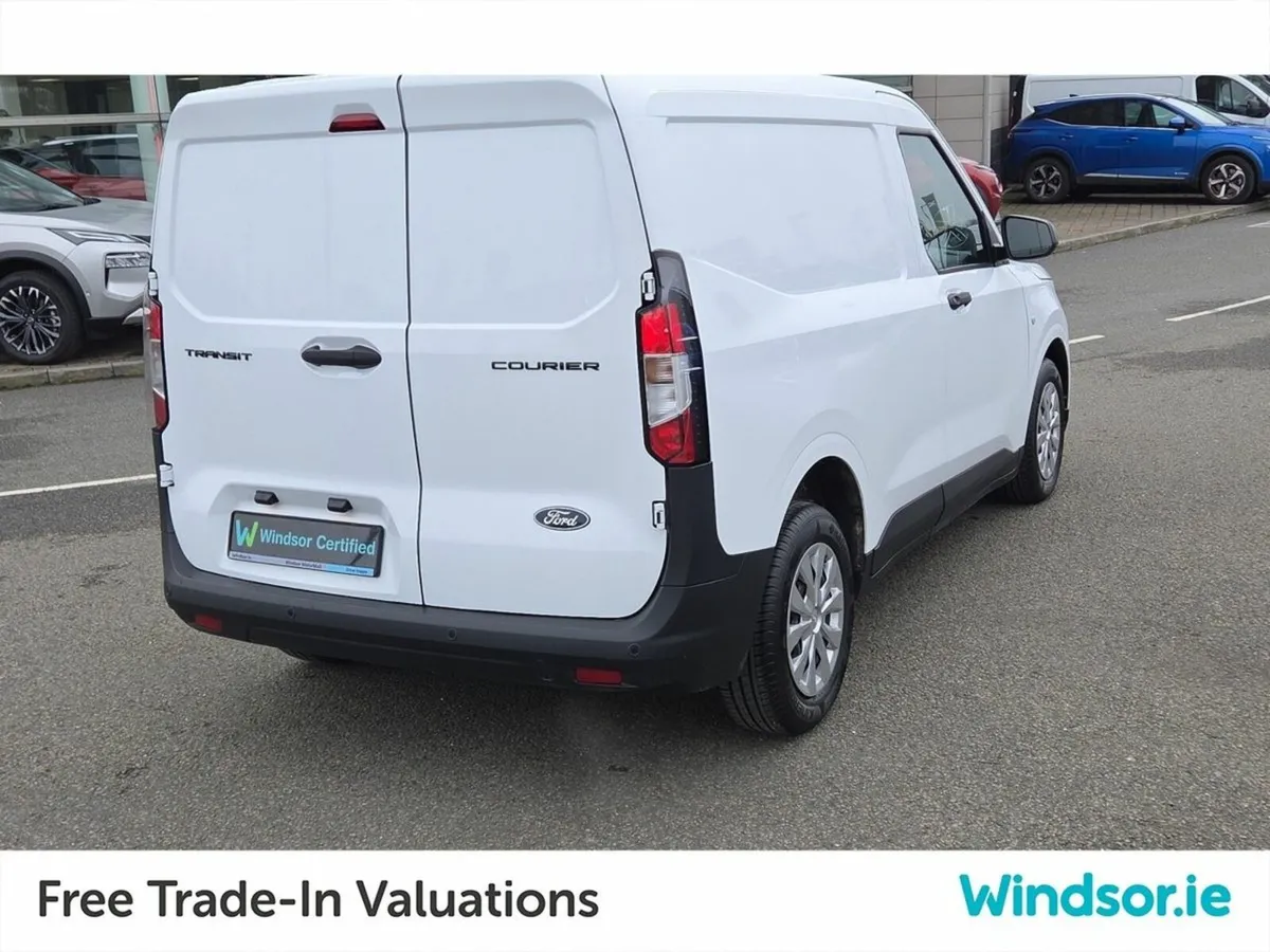 Ford Transit Courier TRANSIT COURIER TREND 1.5 L E - Image 2