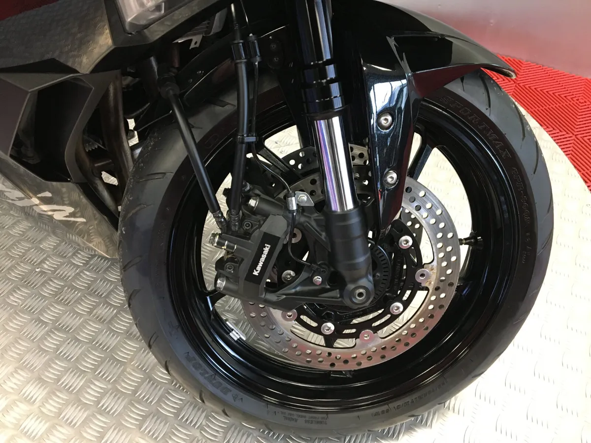 2025 Kawasaki ZX4R NINJA ''Finance Available'' - Image 2