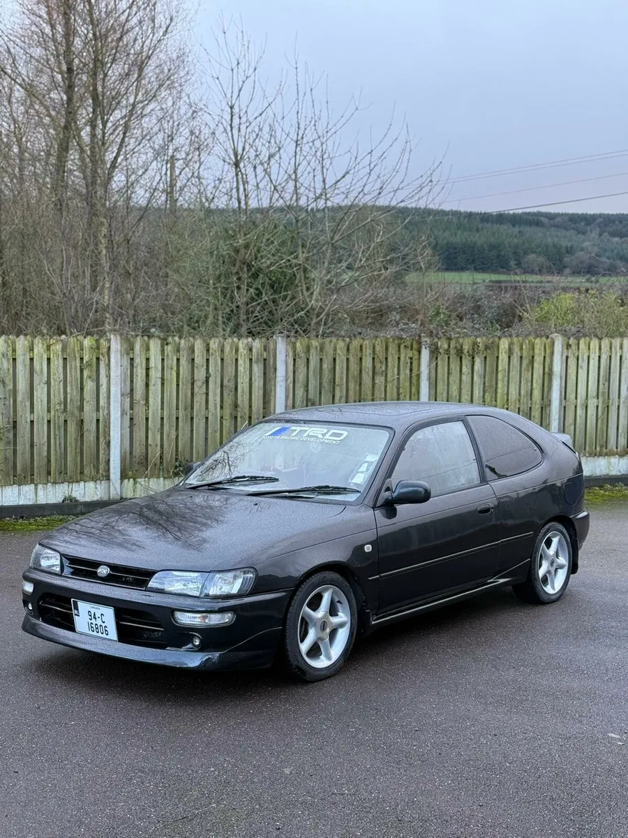 20v Toyota corolla - Image 1