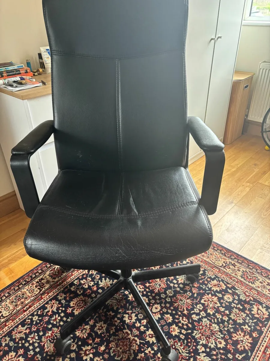 desk chair - Image 1