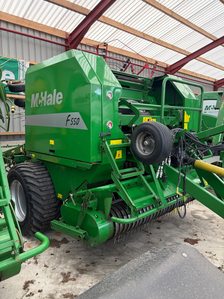 McHale F550 round baler - Image 1