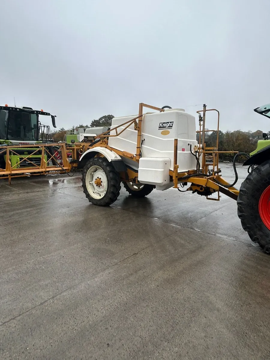 Knight Sprayer - Image 1