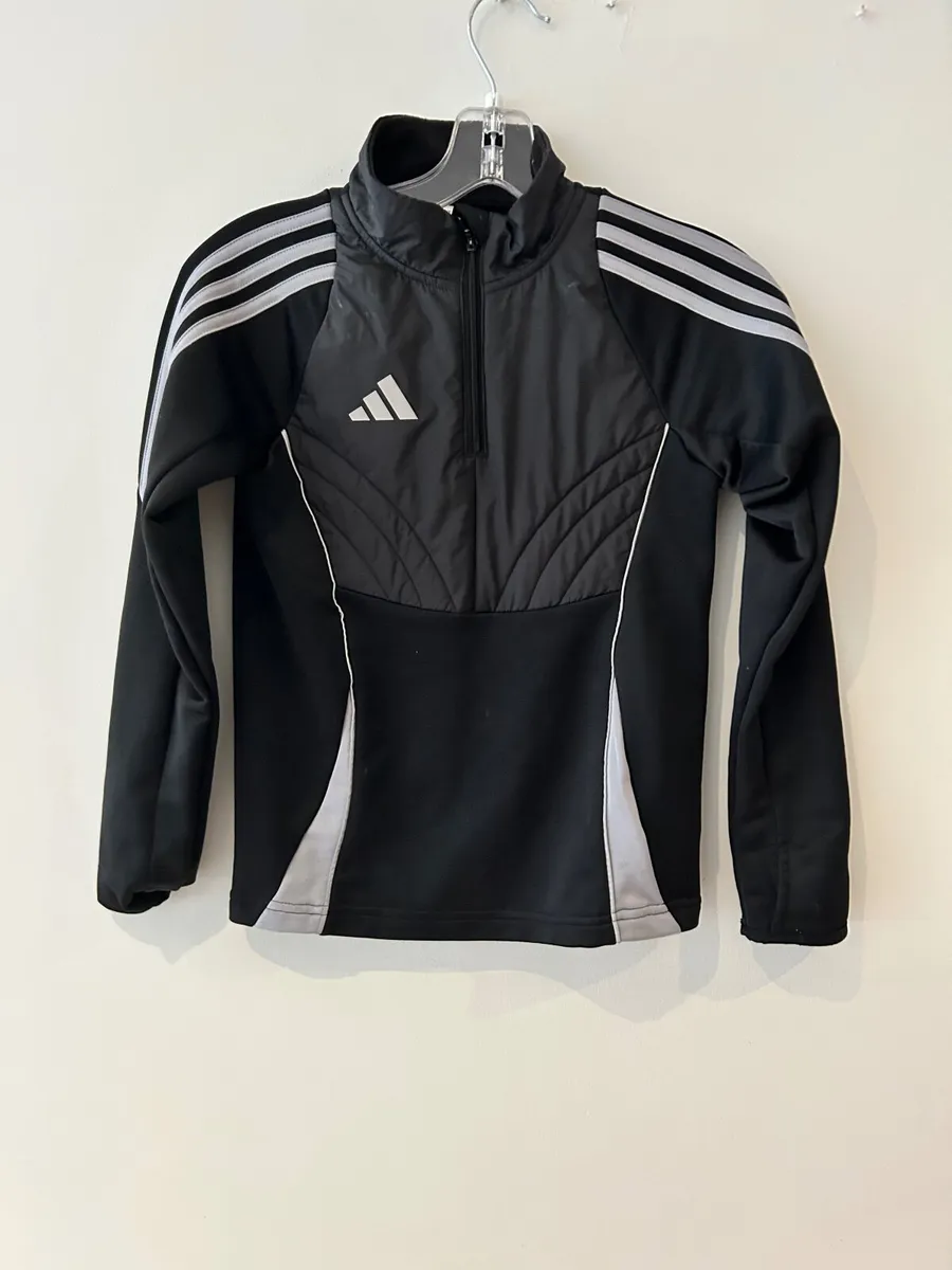 Adidas top