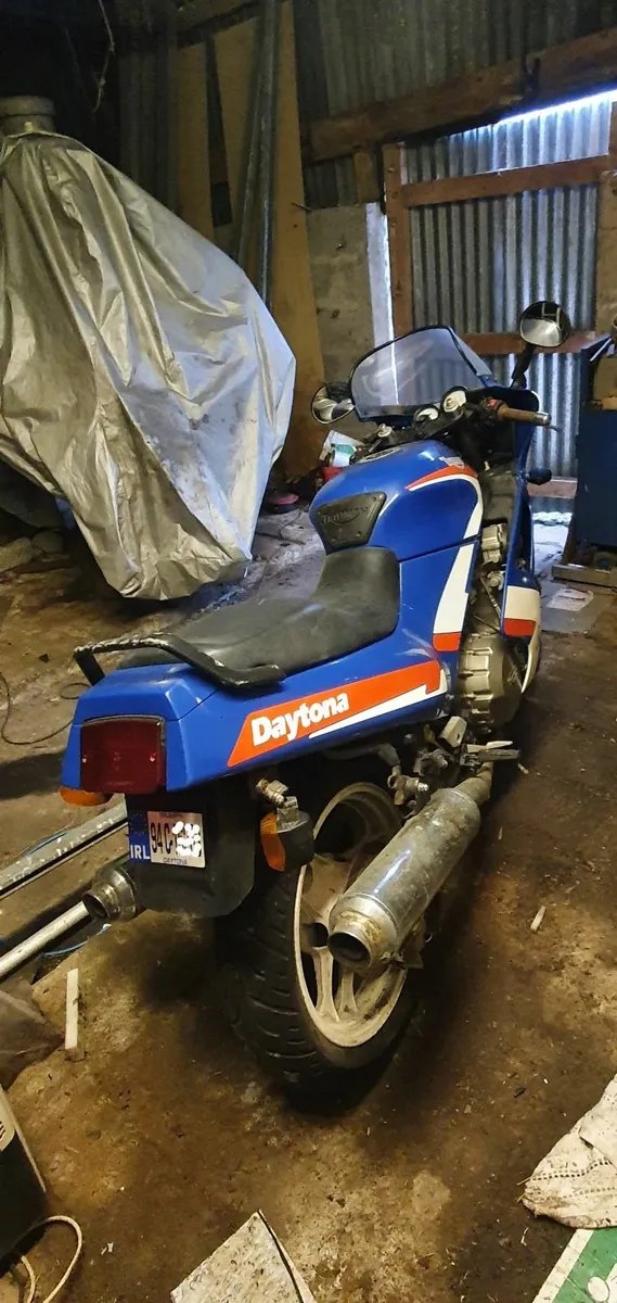 Triumph Daytona 1000 1994 - Image 3