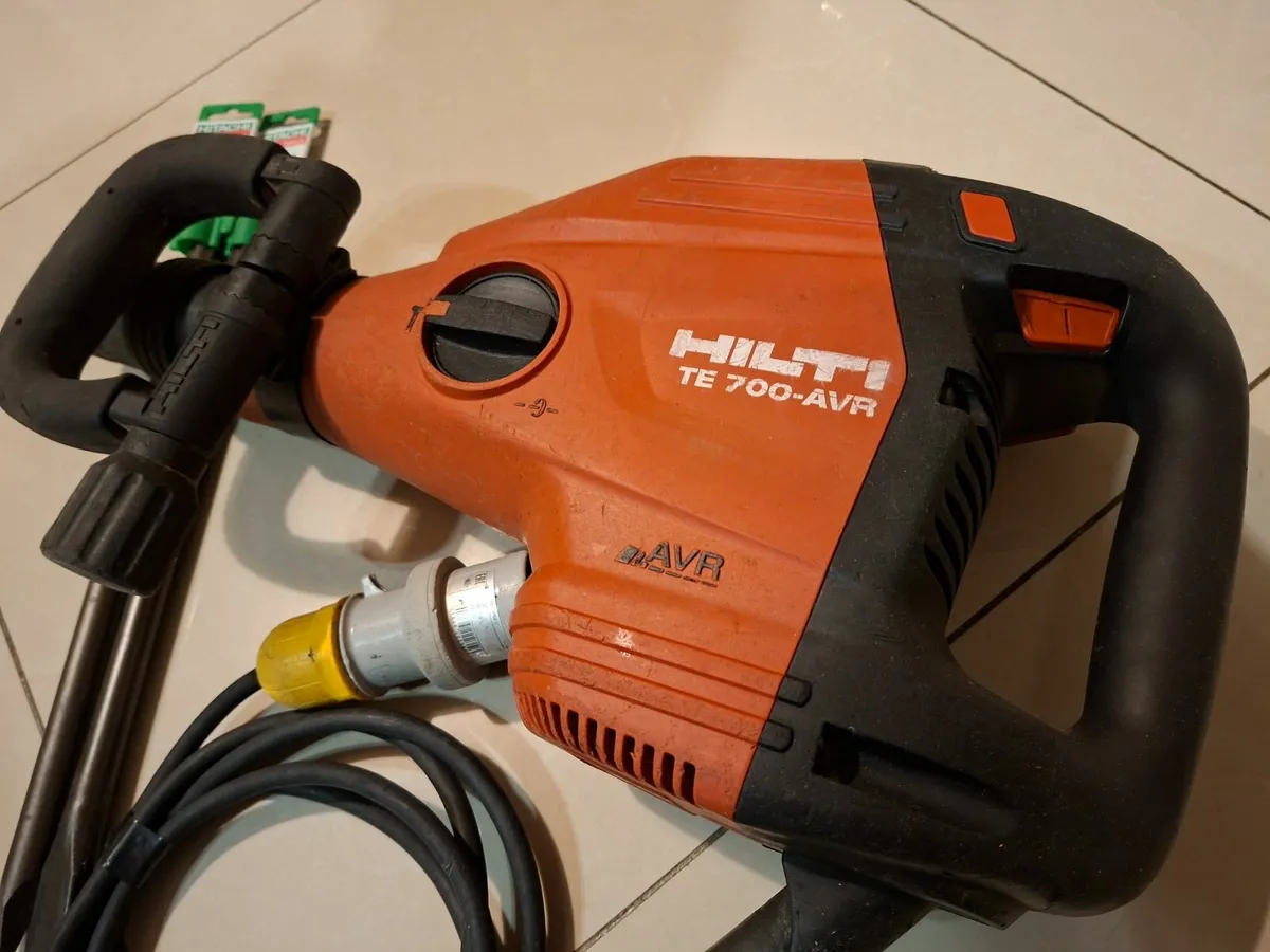 Hilti TE 700-AVR Sds Max Breaker 110v - Image 4