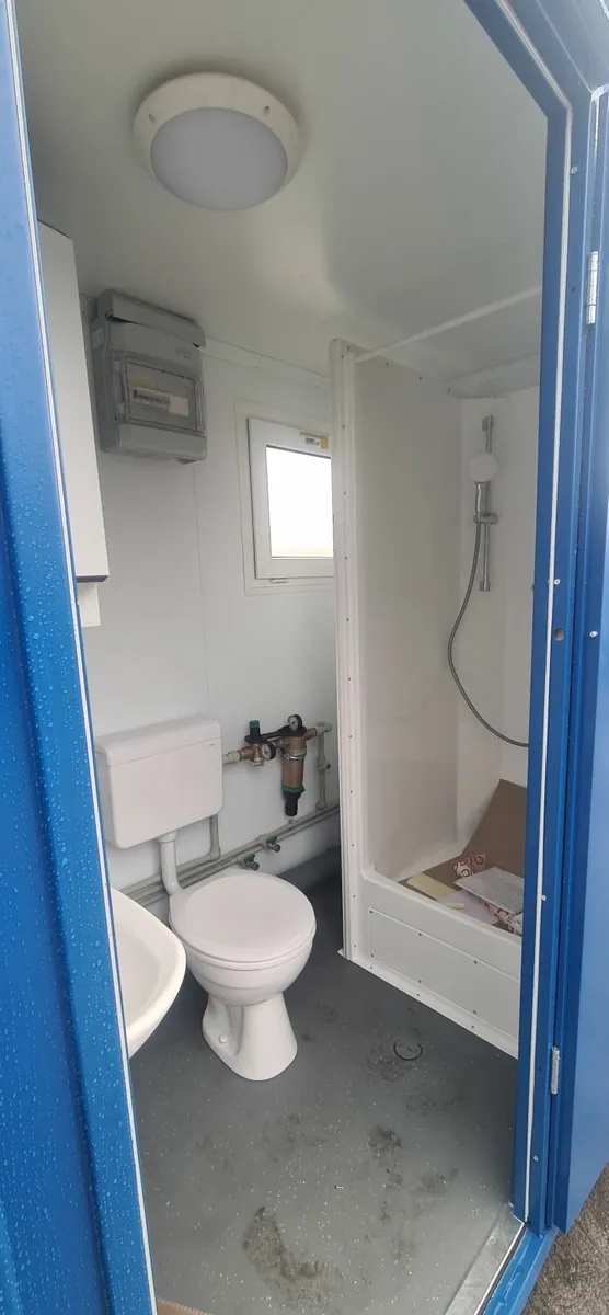 Toilet units / Shower Blocks - Image 2