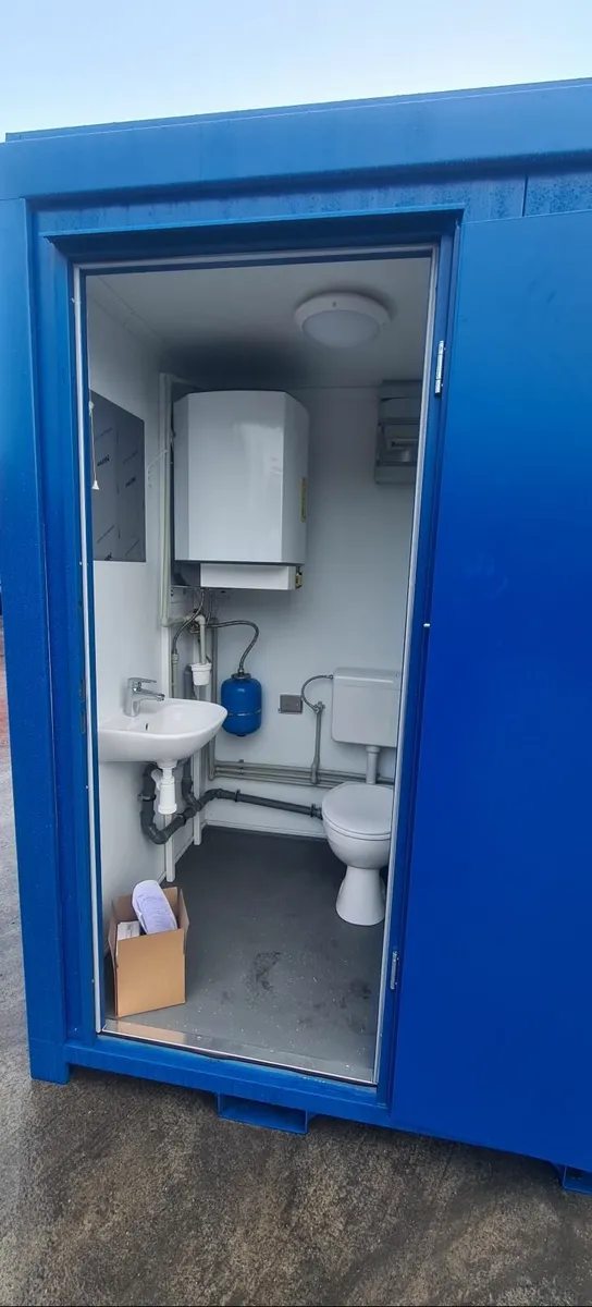 Toilet units / Shower Blocks - Image 3