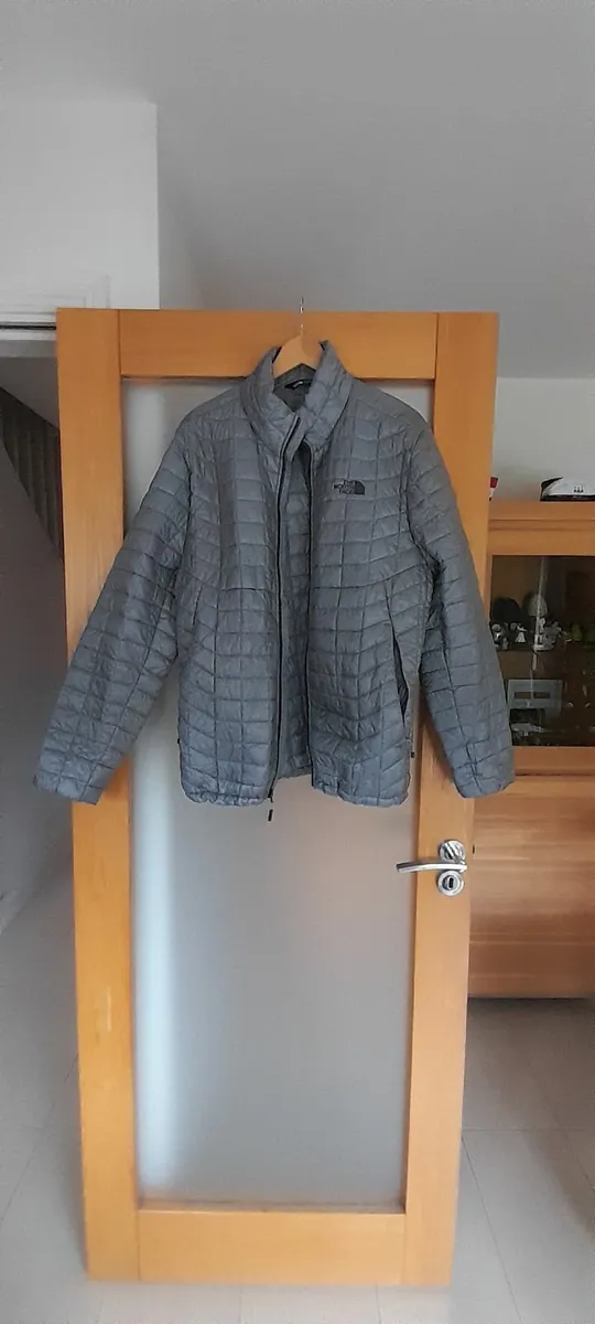 North face jacket - Image 1
