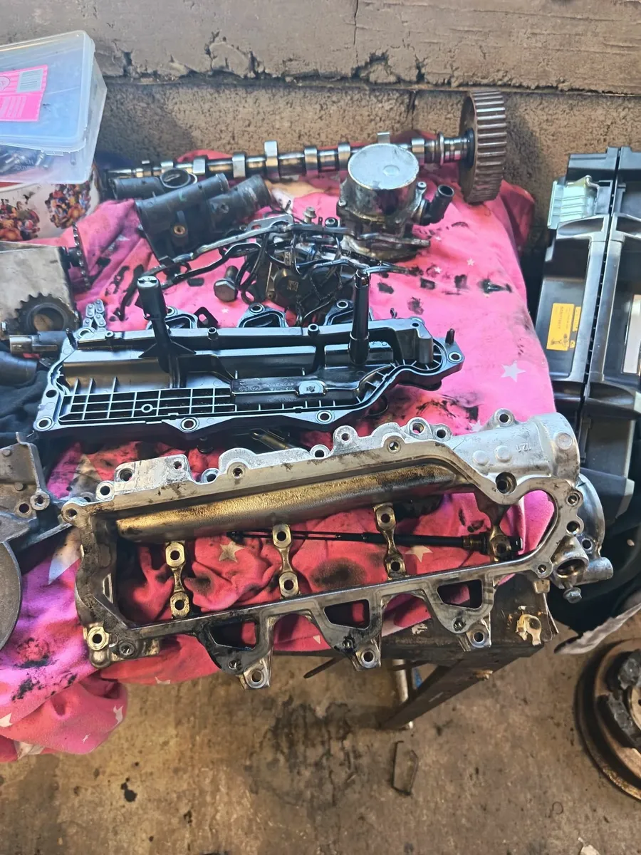 Renault engine parts - Image 3