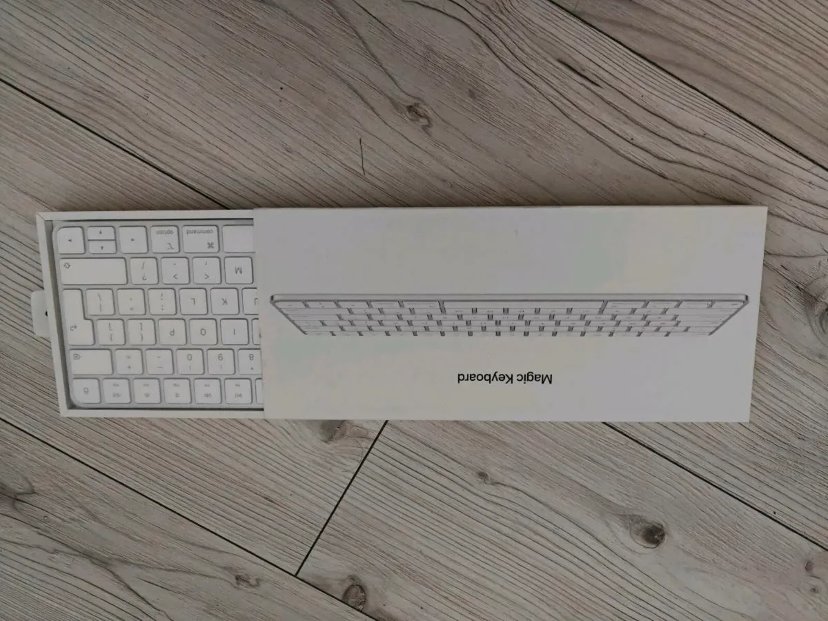 Apple Magic keyboard (unwanted gift) - Image 2