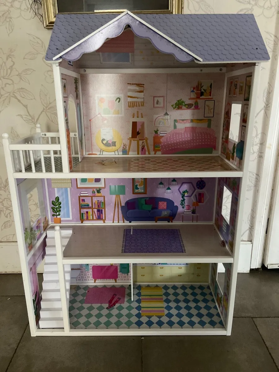 Girls dollhouse