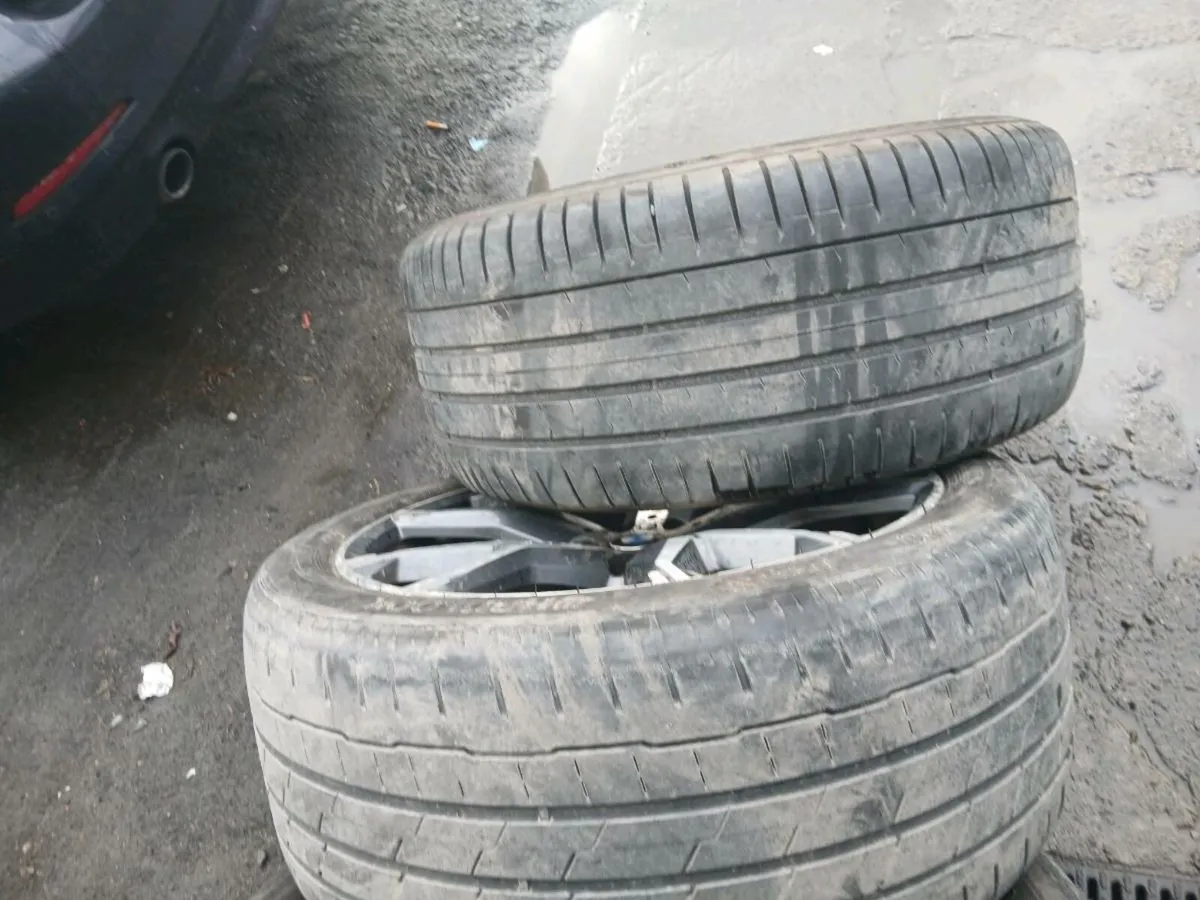 Bmw x5 alloys - Image 4