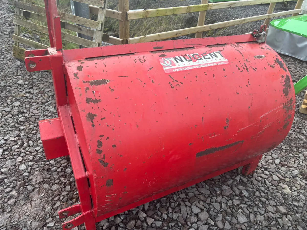 Nugent mini muck spreader - Image 1