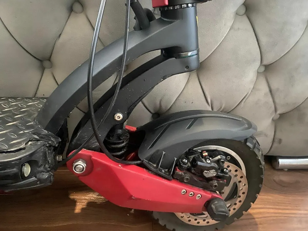 Electric scooter - Image 4