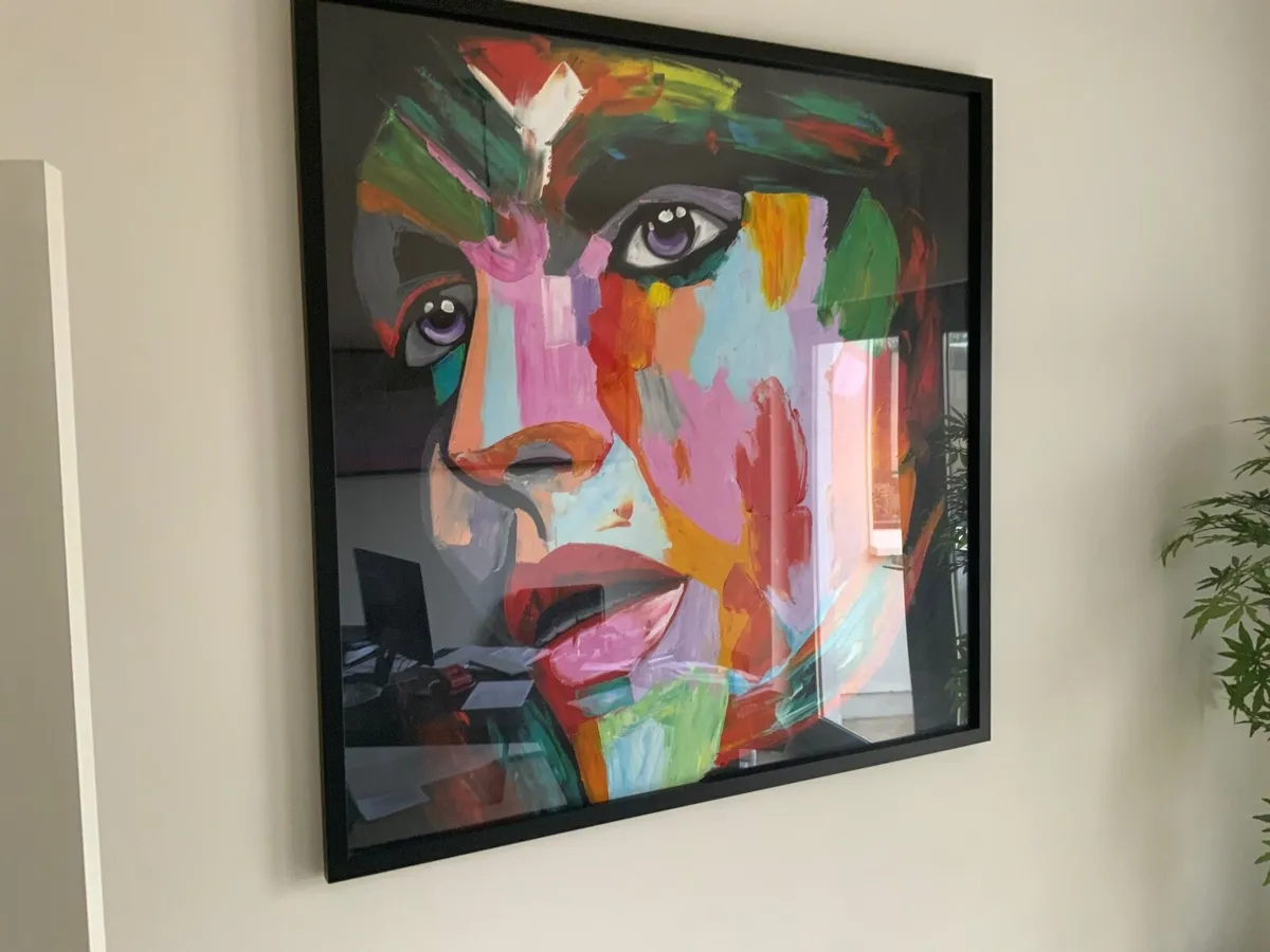 Large face print - framed - Image 1