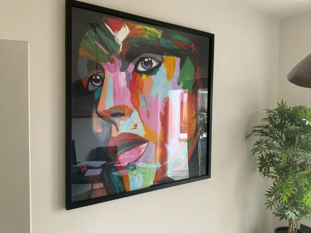 Large face print - framed - Image 2