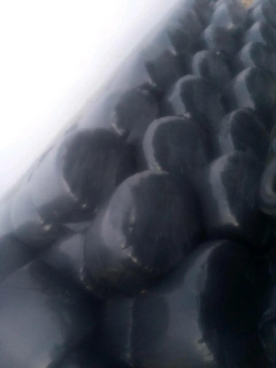 Straw.   +.  Silage bales - Image 2