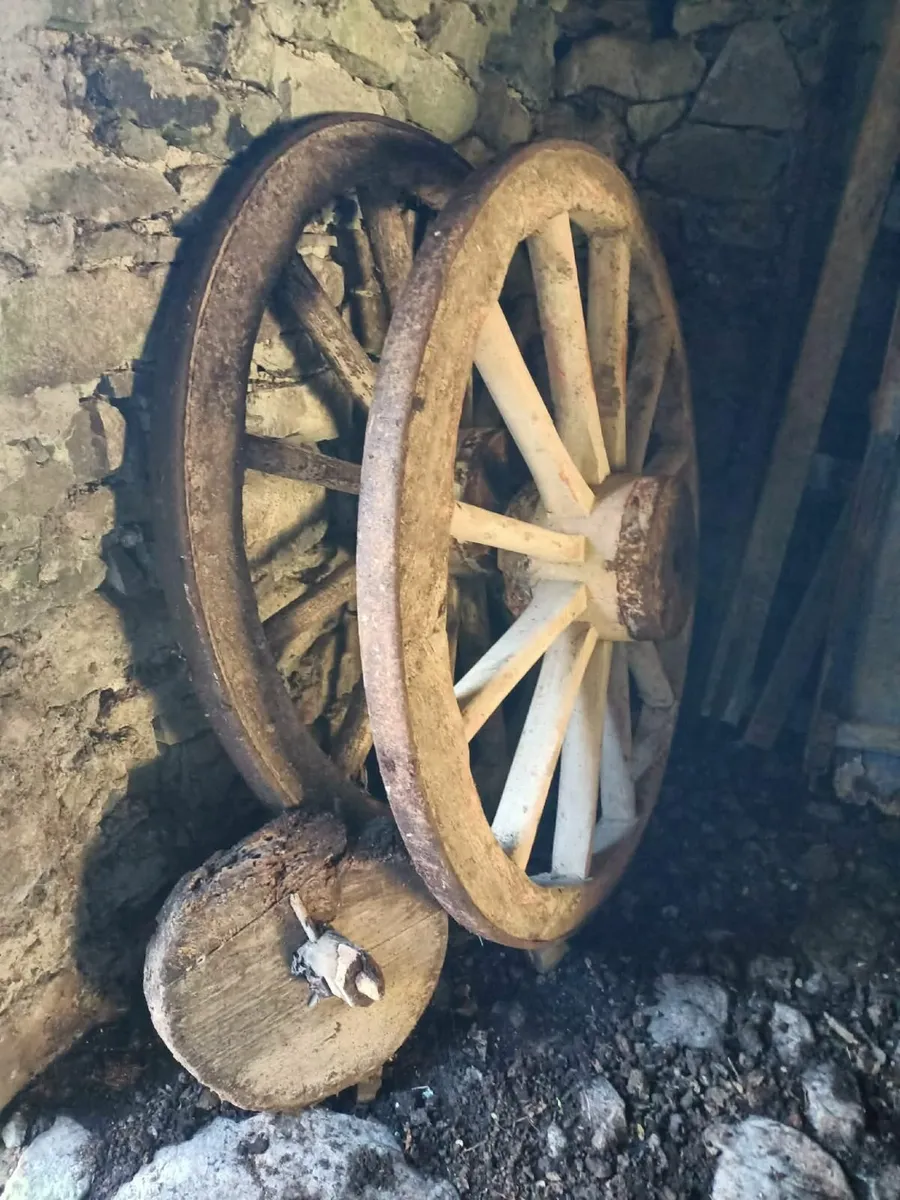 Old cart wooden - Image 4
