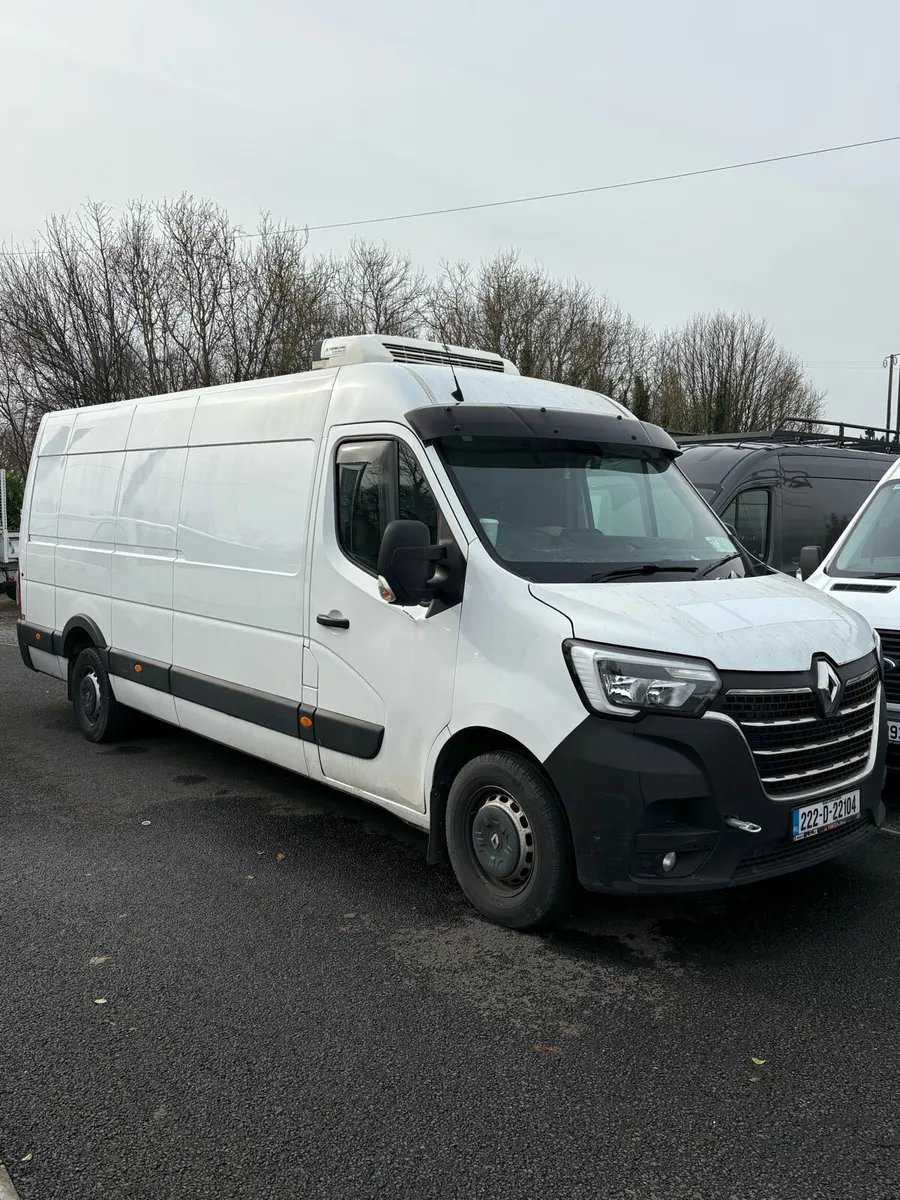 2022 Renault master extra long fridge van - Image 1