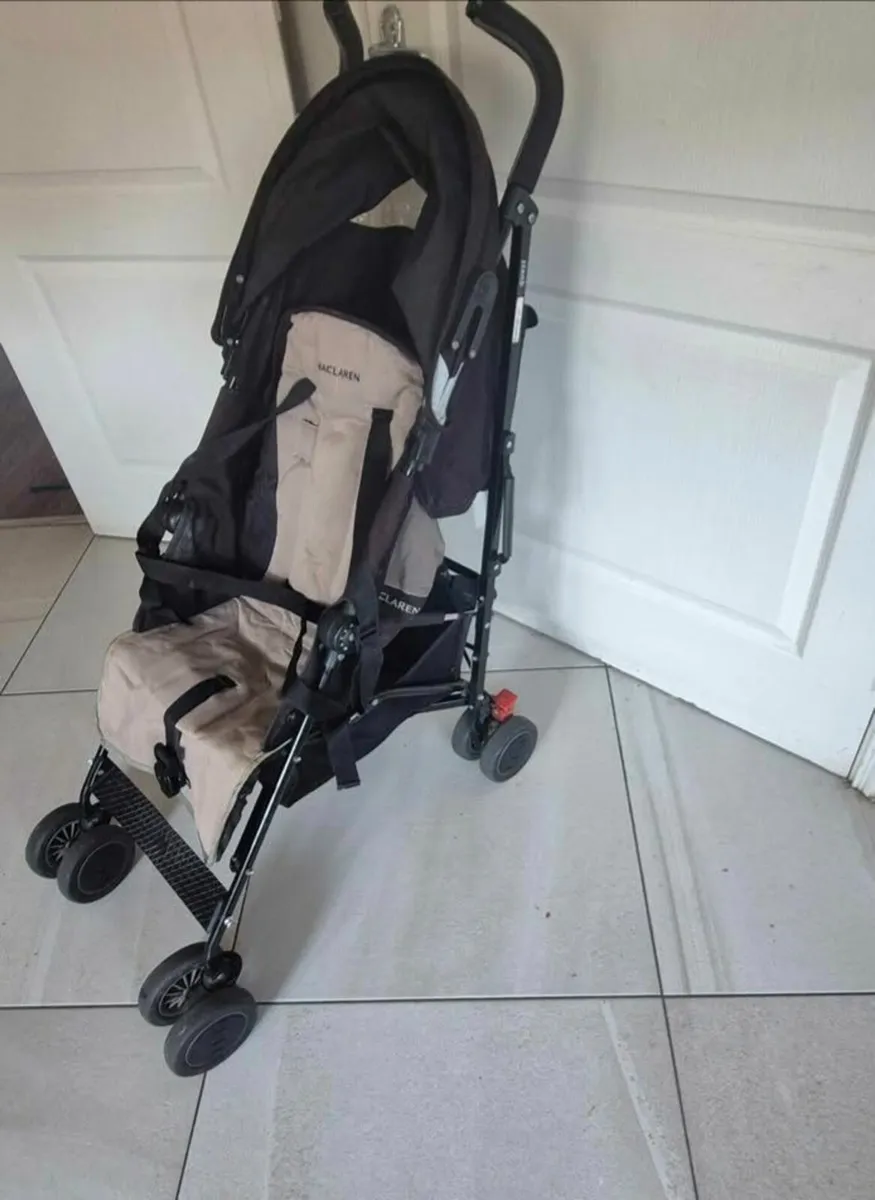 Maclaren Buggy/Stroller in Waterford - Image 1