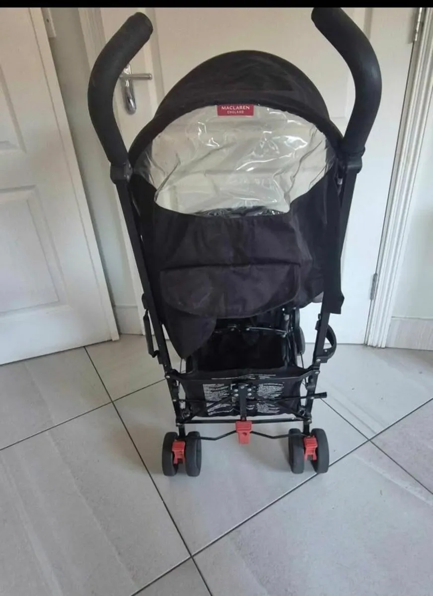 Maclaren Buggy/Stroller in Waterford - Image 2