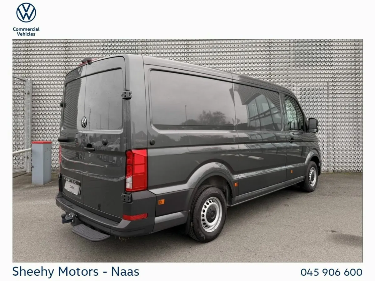 Volkswagen Crafter HIGHLINE 30 MWB 140HP M6F - Image 3