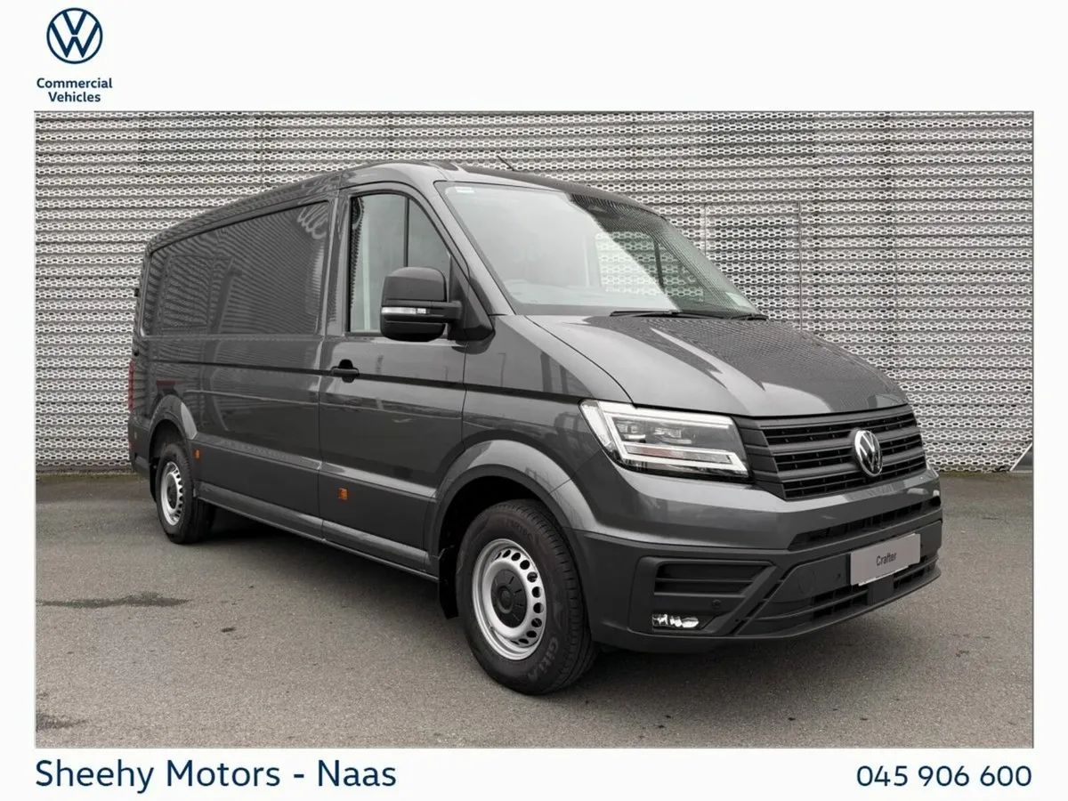 Volkswagen Crafter HIGHLINE 30 MWB 140HP M6F - Image 1
