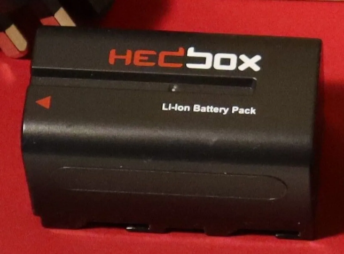 Lilliput 5inch Monitor Ideal for "Run and Gun" Video - Image 2