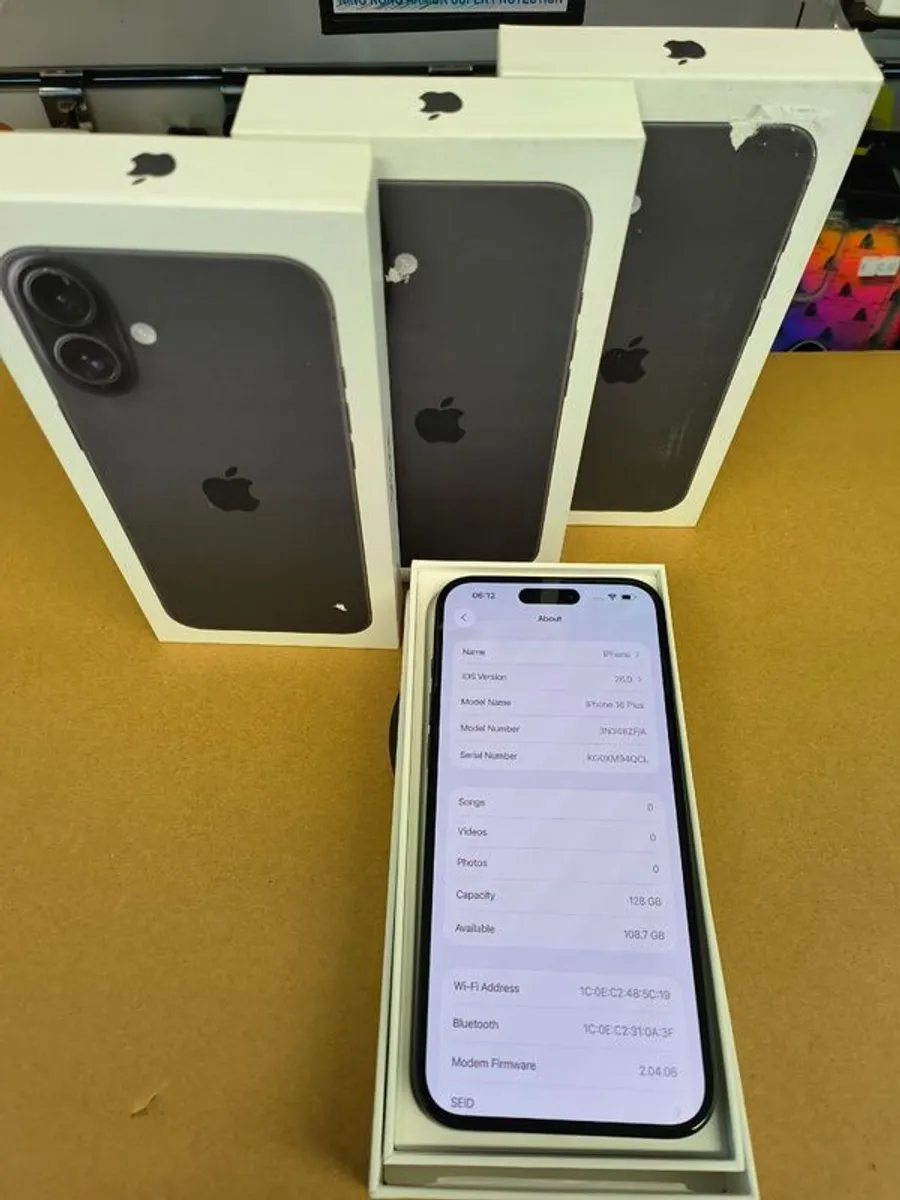 Apple iPhone 16 Plus, Black, 128GB, Factory Unlocked (Its Original Battery Life 100%), Little or Never Used - Image 2