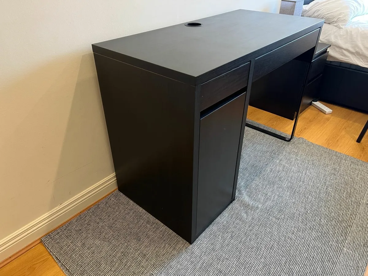 Ikea Black Desk + Chair – Excellent Condition - Image 3
