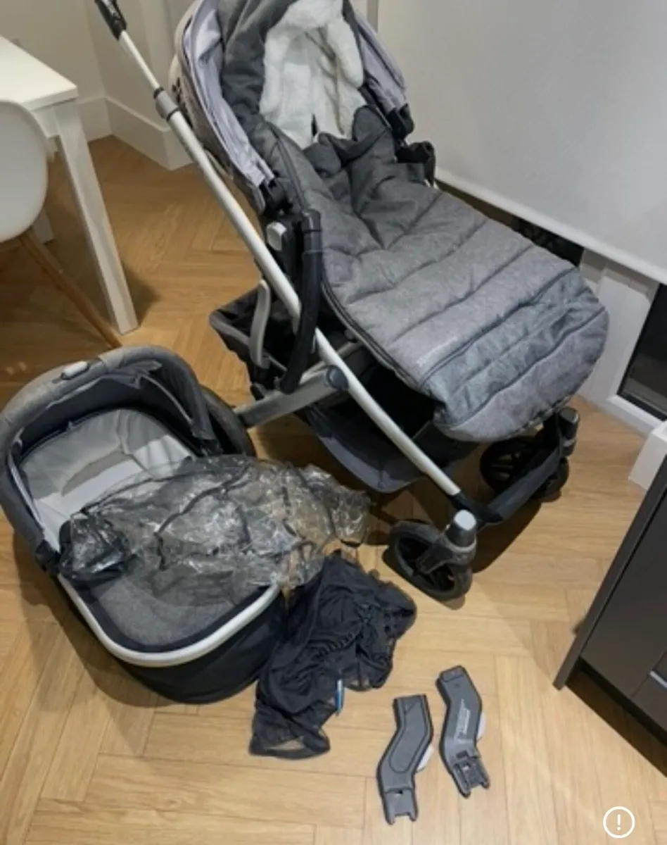 Uppa Baby Vista €200 - Image 1