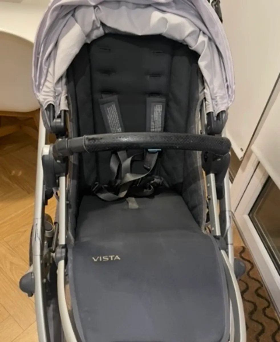 Uppa Baby Vista €200 - Image 4