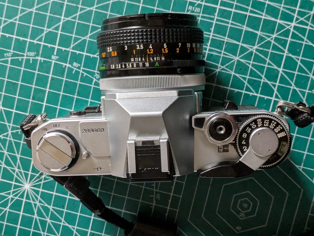 🎞️ Canon AT-1 film SLR + 50mm/1.8 S.C. prime lens - Image 3