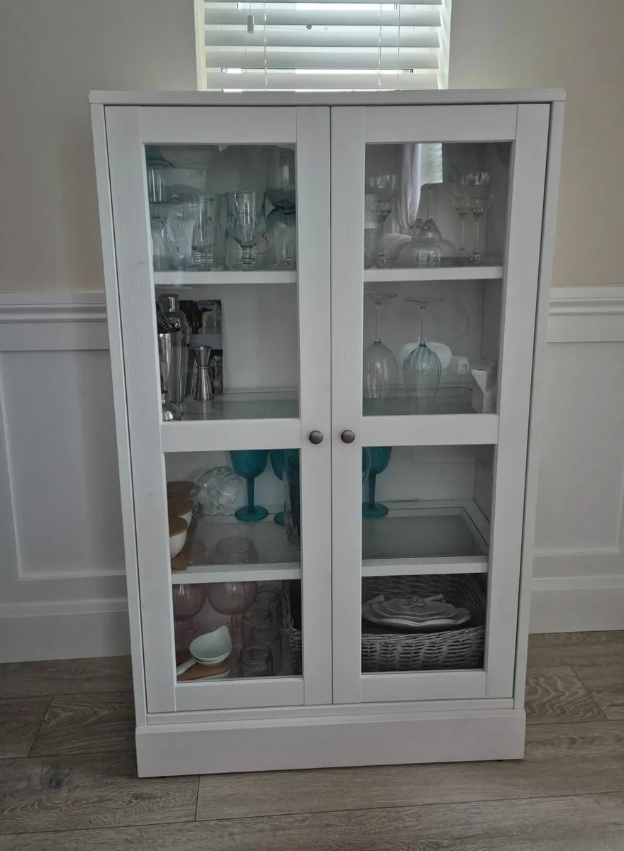 Havsta Display Cabinet - Image 3