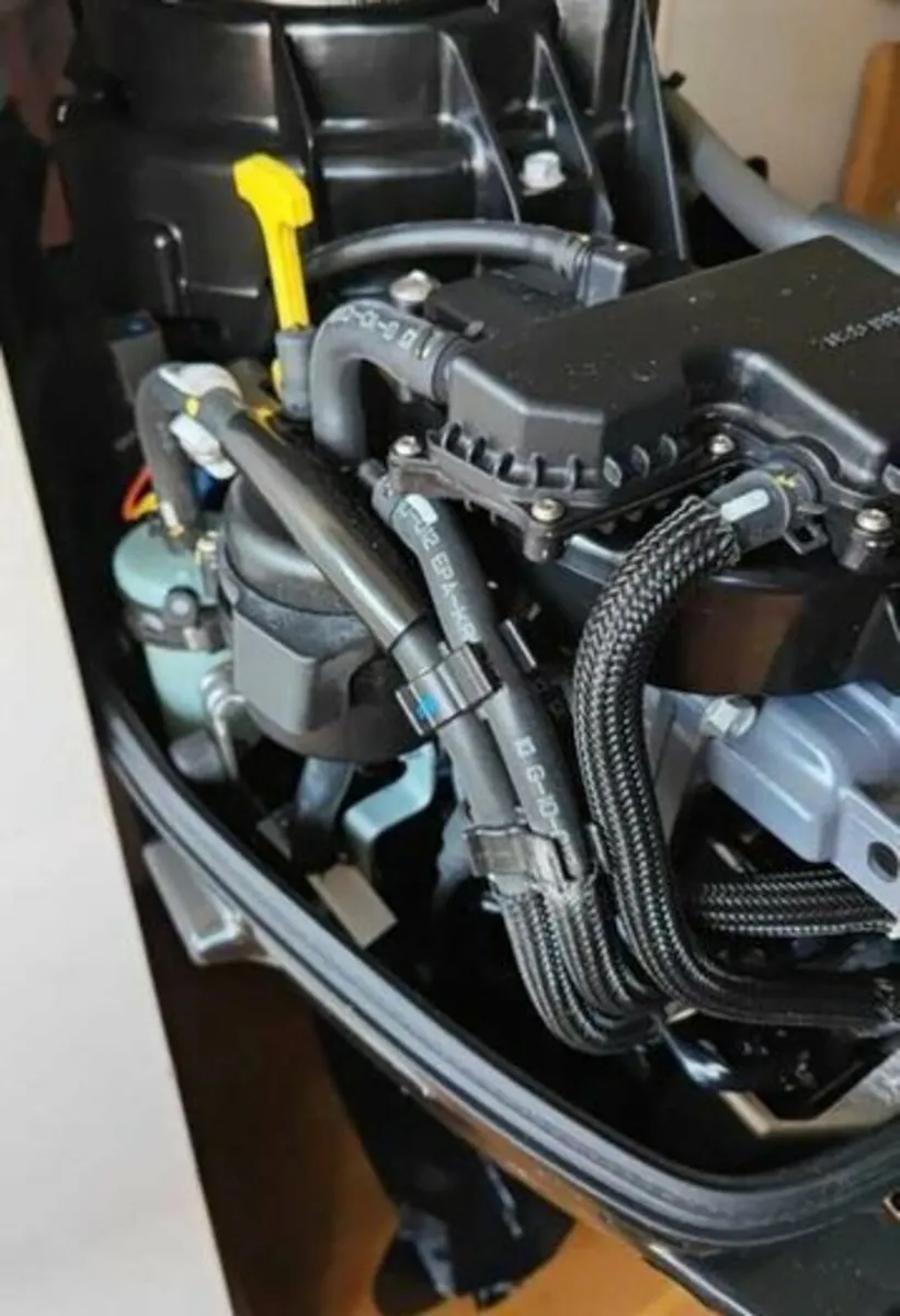 Suzuki 20hp Outboard Engine - Image 2