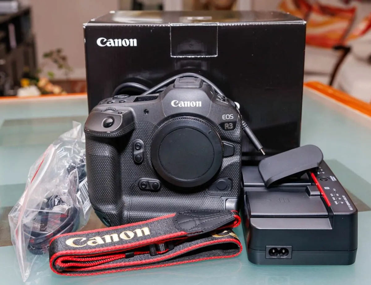 Canon EOS Mirrorless R3 Camera body - Image 1