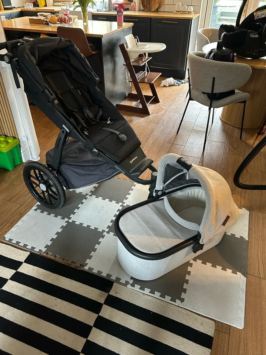 Uppababy Ridge Travel System - Image 2