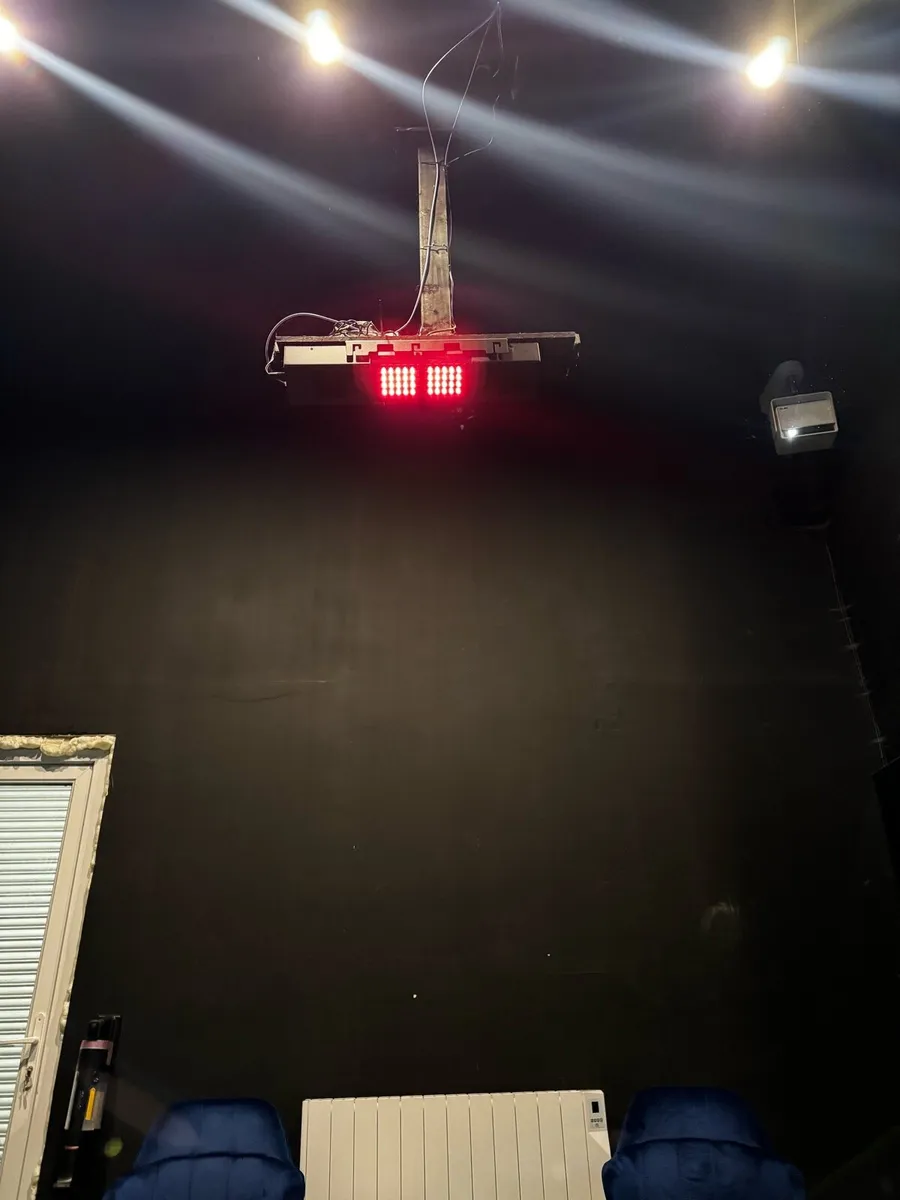 Uneekor QED Launch Monitor - Image 4