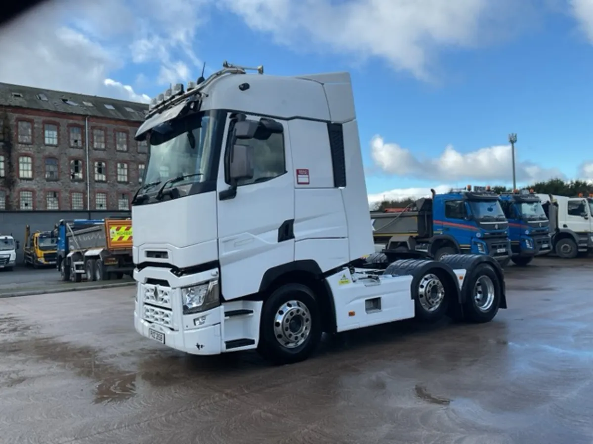 2021 Renault T520 6x2 Tractor Unit - Image 3
