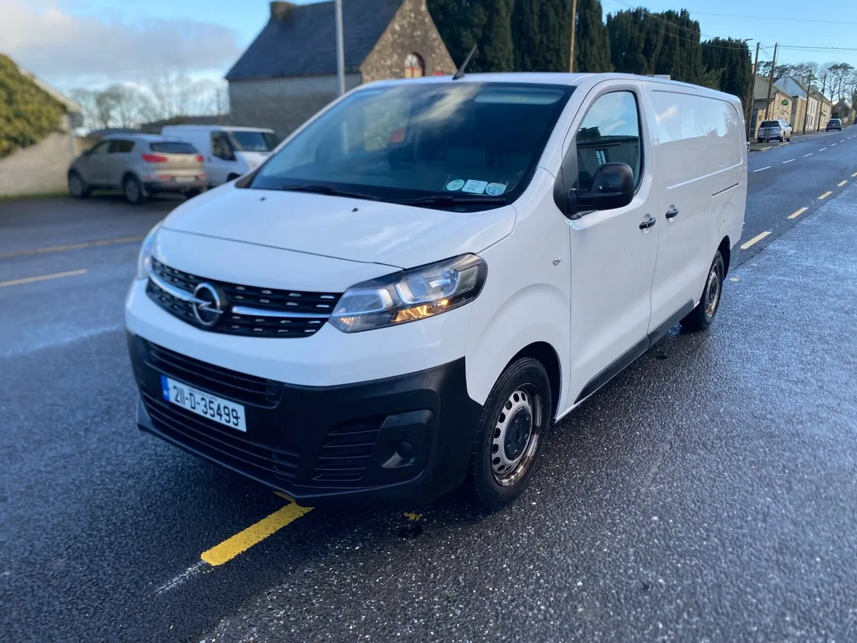 Opel vivaro 2.0 litre diesel cvrt 06/26 - Image 2