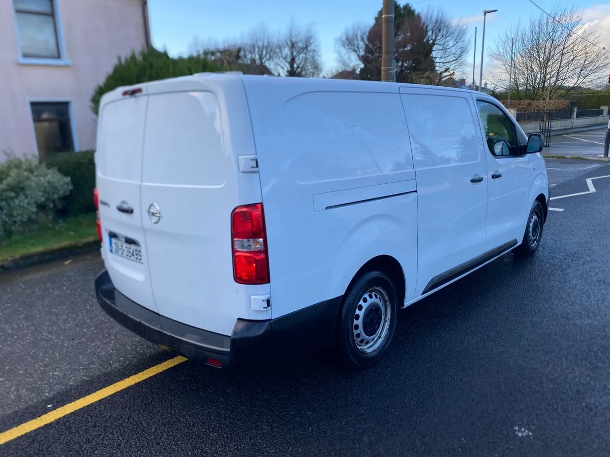 Opel vivaro 2.0 litre diesel cvrt 06/26 - Image 4