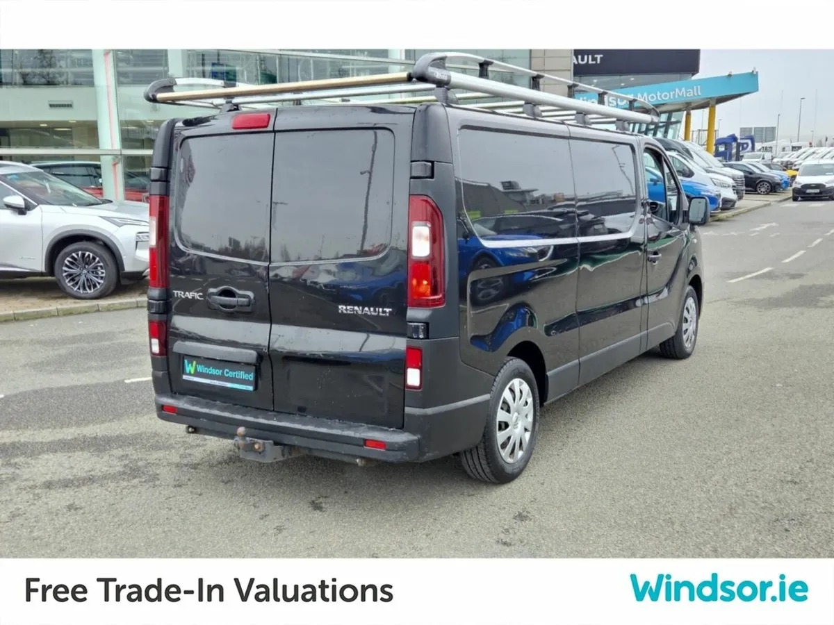 Renault Trafic LL30 ENERGY DCI 120 BUS - Image 3