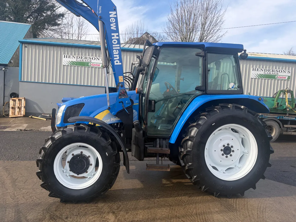 New Holland T5050 - Image 1