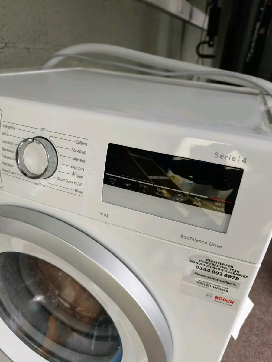 Bosch 8kg Washing Machine (Series 4) - Image 3