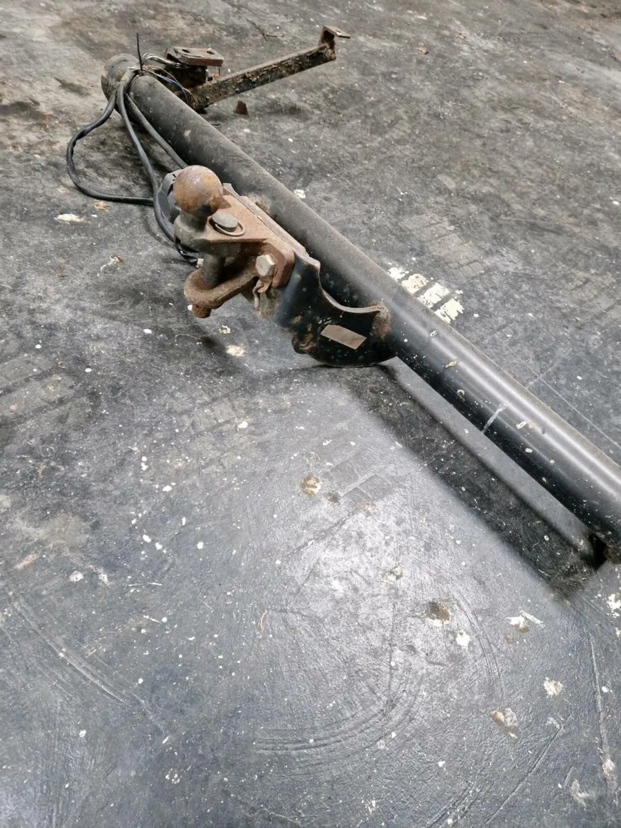 Towbar for sale - Image 4