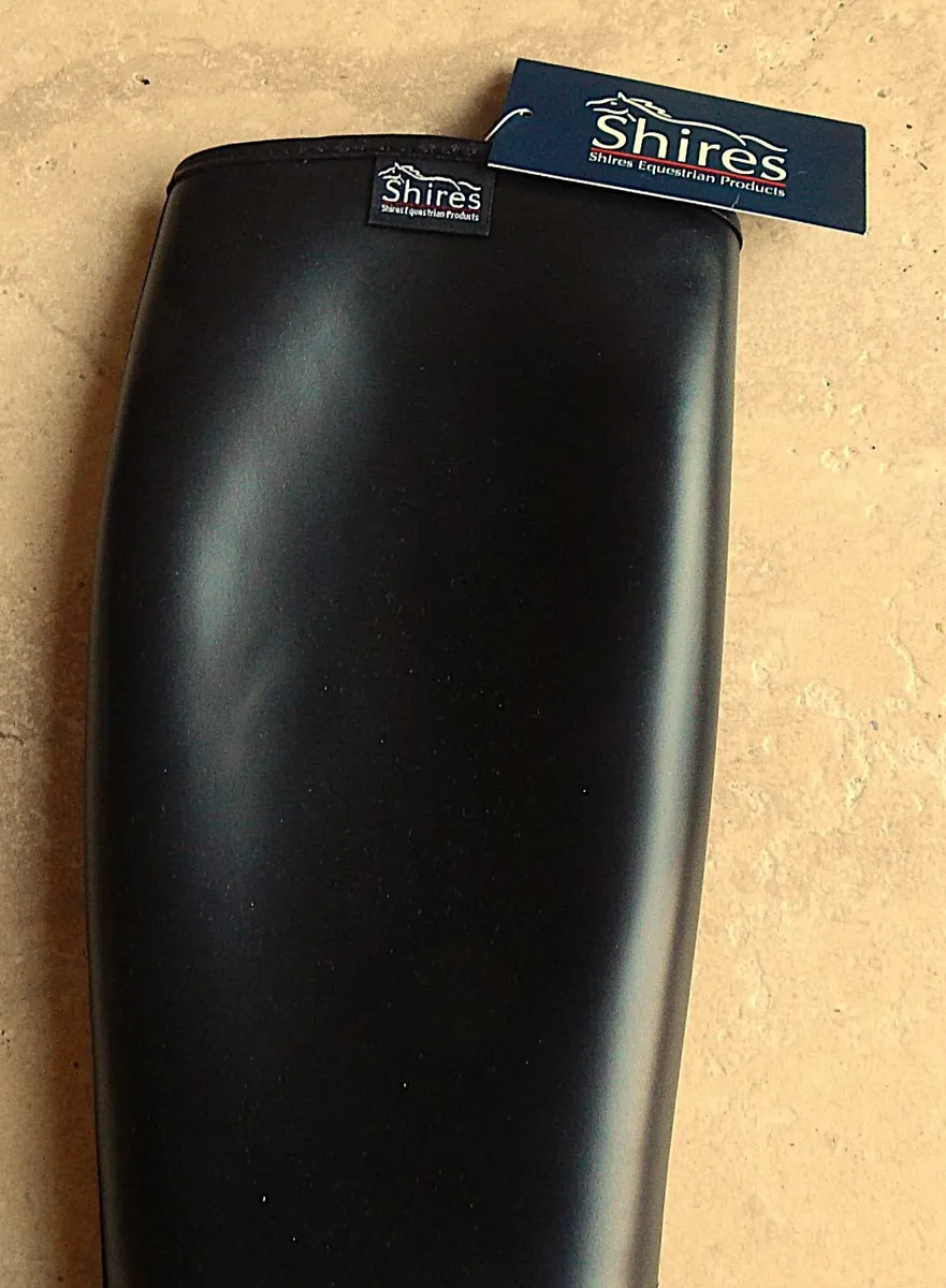 Pair of Ladies Shires Rubber Riding Boots, New - Image 4