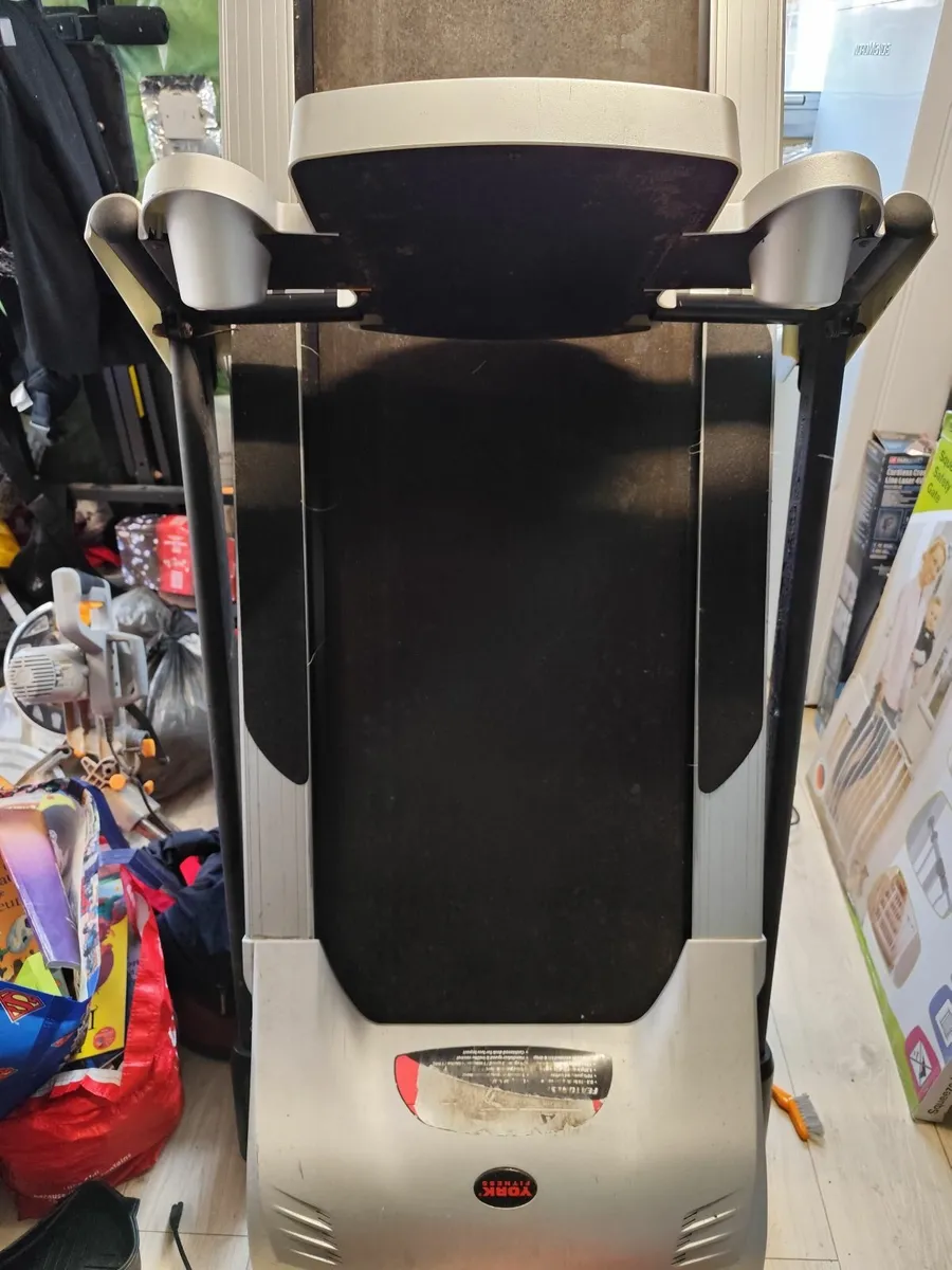 Treadmill - Image 1