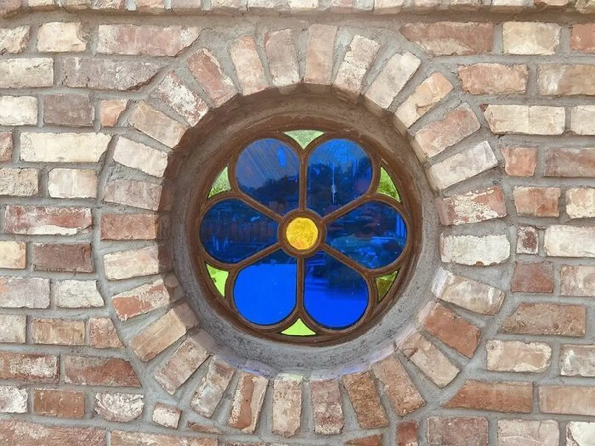 Round Stable Window 60cm Iron Antique Style - Image 4