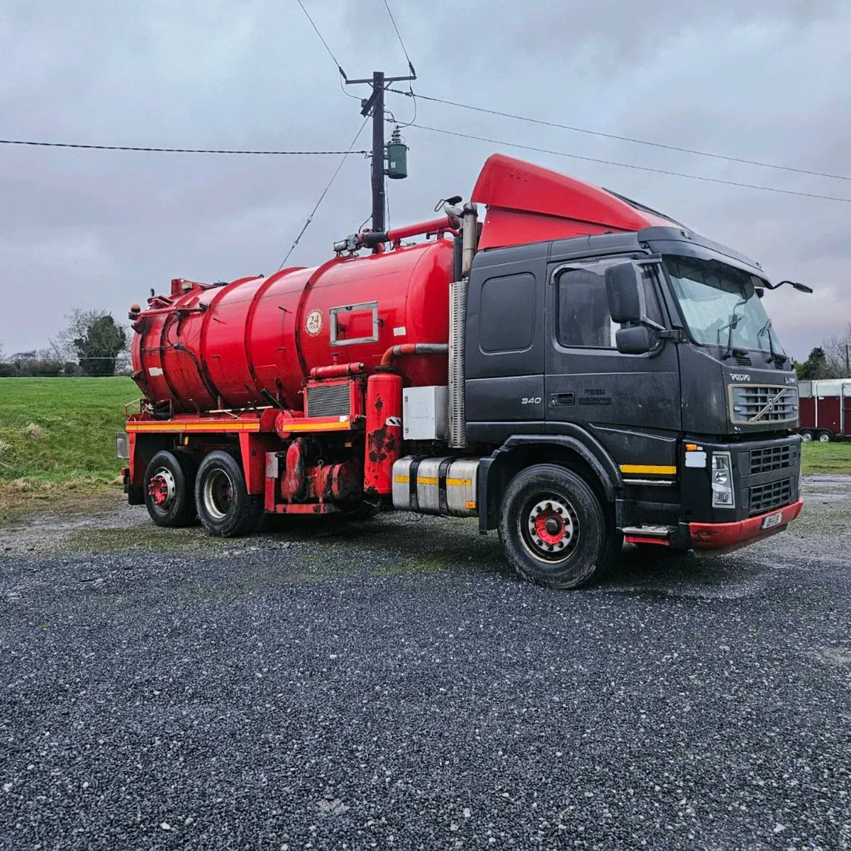 Volvo Whale Jet Vac Tanker - Image 1