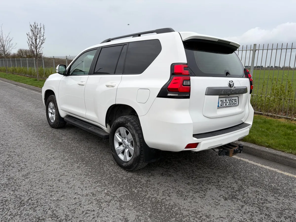 2021 LANDCRUISER LWB GX €26,788 EXC VAT - Image 3